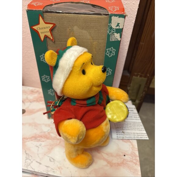 Santa's Best 1999 Winnie the Pooh Animated Ornament SIZE 11" Used Includes Box - Picture 4 of 6